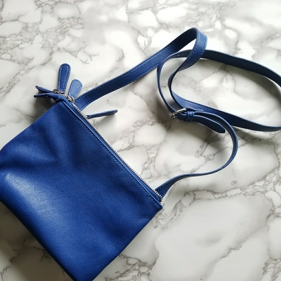 Forever 21 Handbags - Forever21 blue purse